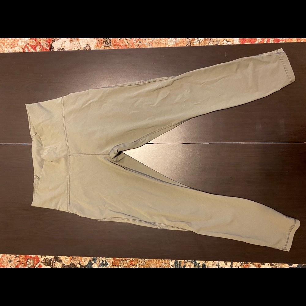 Lululemon Train Times 7/8 Leggings